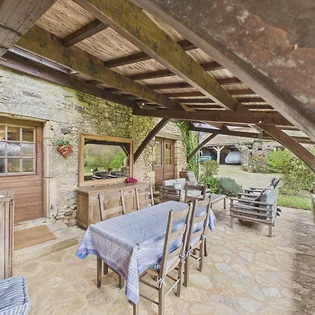 Maison Typique Dordogne Avec Piscine & Vue 펜션 *