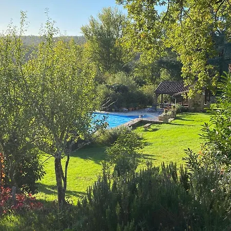 Maison Typique Dordogne Avec Piscine & Vue 펜션 *